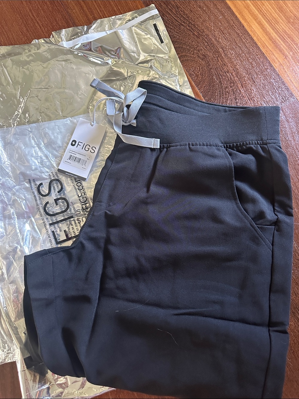 Figs Women’s Zamora Black Drawstring Scrub Pants with Grey Ties, Lg/P, NWT
